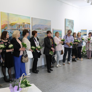 Поза аудиторією